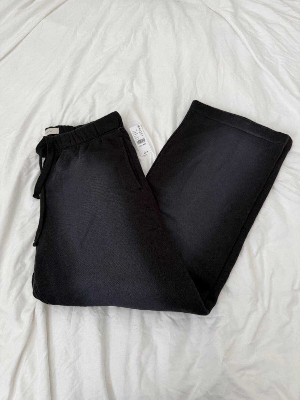 Pacsun extreme baggy sweatpants Size medium Details : - color: washed black